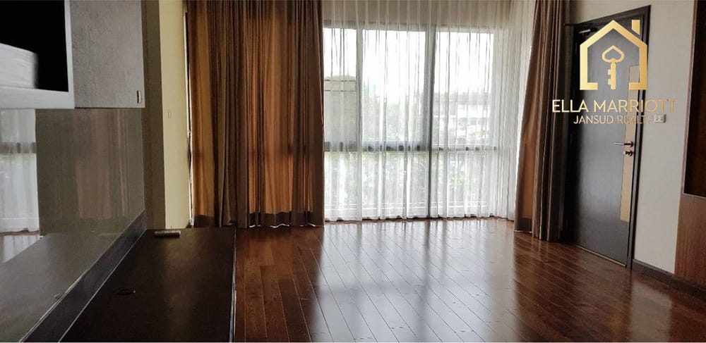 Luxury 3BR 4BA Detached House with Private Pool for Rent in Ekkamai - 400sqm 9