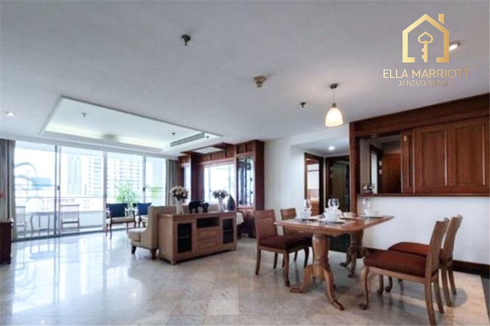 Spacious 2BR Condo for Rent at 65K | 155sqm | Narathiwas Soi 7, 7th Floor Near BTS Chong Nonsi 4
