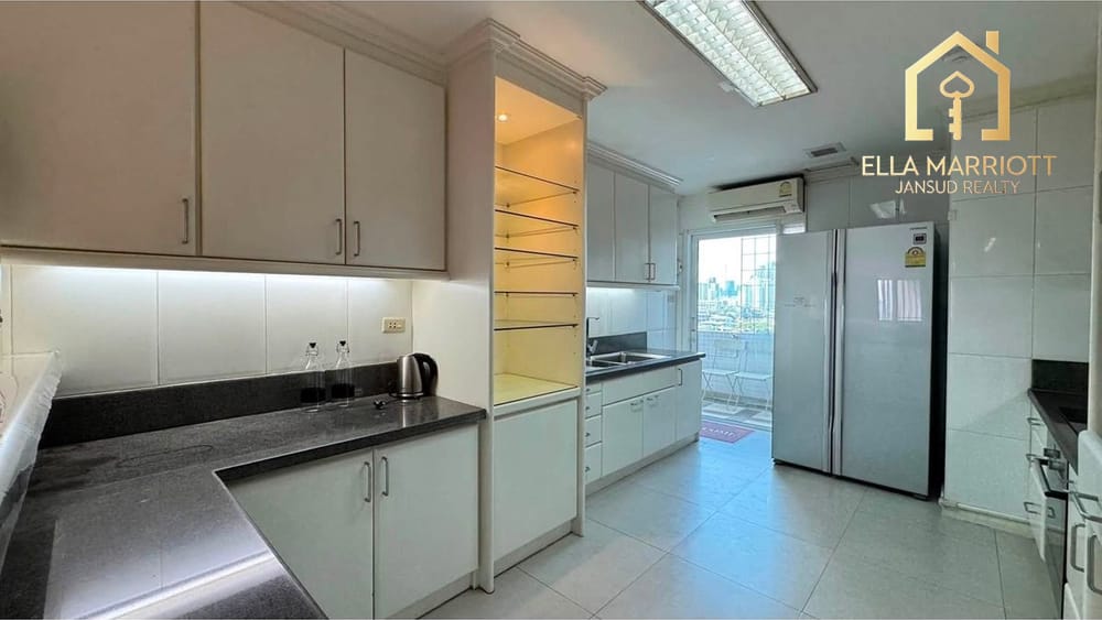 ขาย 3 ห้องนอน 3 ห้องน้ำ คอนโด ใน สุขุมวิท, กรุงเทพฯ 6