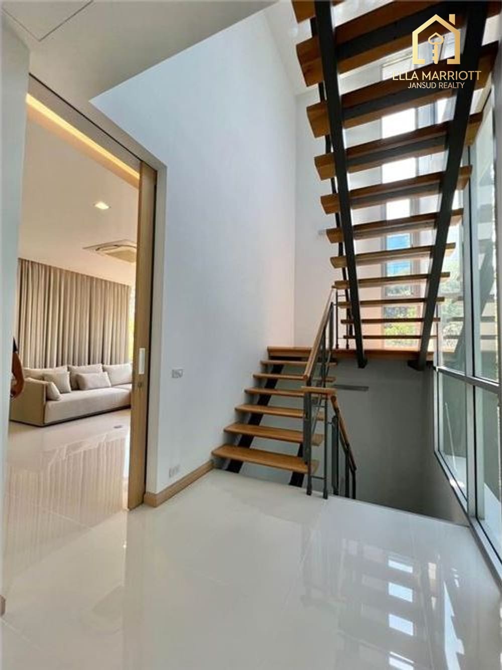 Pet-Friendly 300sqm Detached House for Rent Near Bangkok Hospital - 110K 15