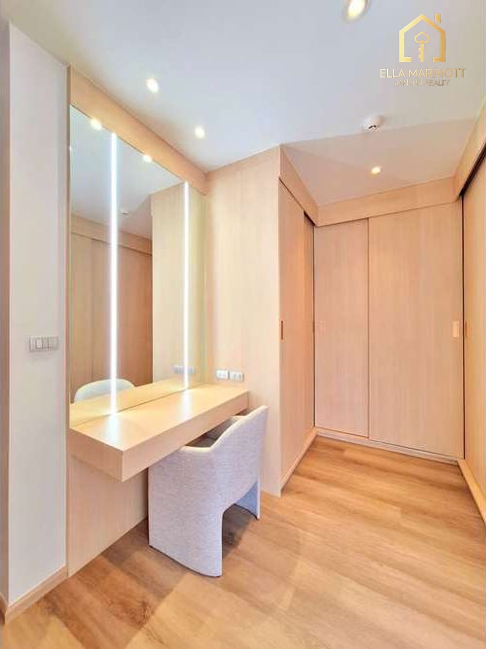 Geräumiges Service-Apartment mit zwei Schlafzimmern nahe der BTS Bearing 7