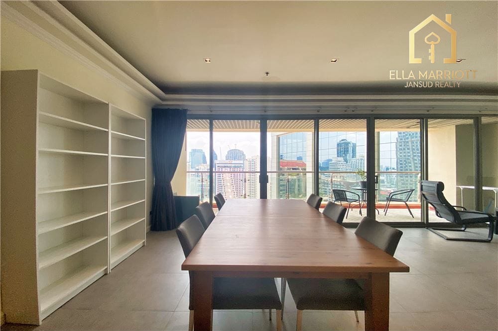 Renovierte 2 SZ, 2 Bäder Eigentumswohnung zur Miete in Asoke - 176 m² | Haustierfreundlich | 90.000 THB | 5 Min. zur BTS Asok 4