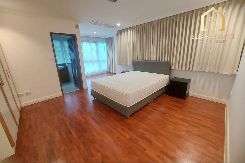 Spacious 2BR Condo with Guest Room for Rent in Thonglor 10, Sukhumvit 55 - 180sqm 7