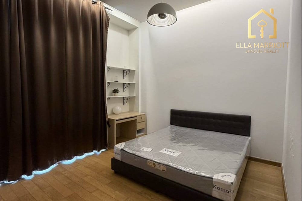 Pet-Friendly Townhouse for Rent with Rooftop in Sukhumvit 65 6