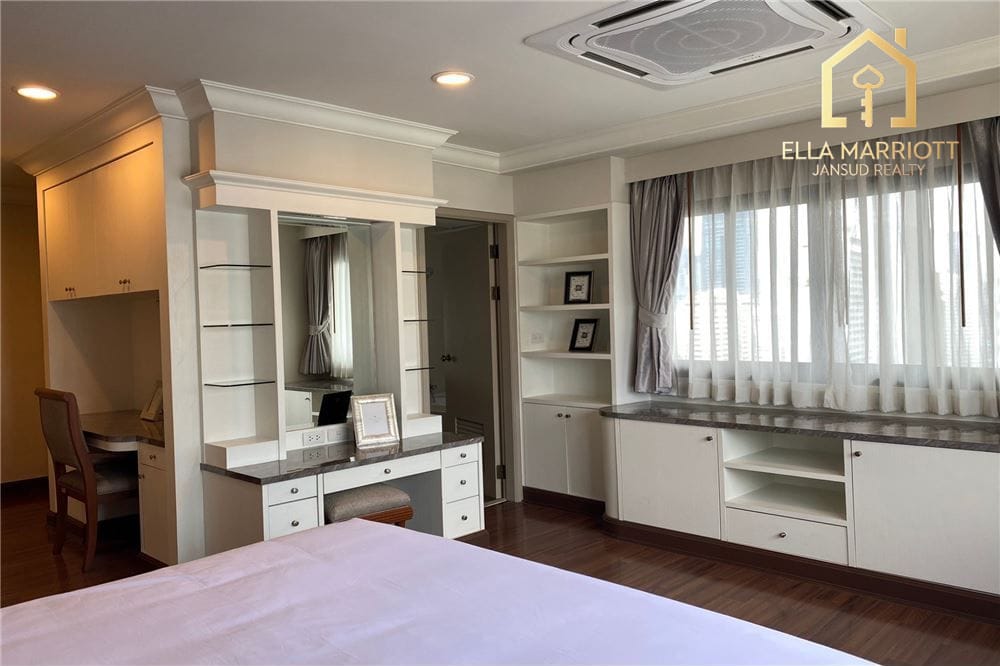 Renovated 3BR Condo for Rent at Sukhumvit 23 - 180sqm, Pet-Friendly, 95K 6