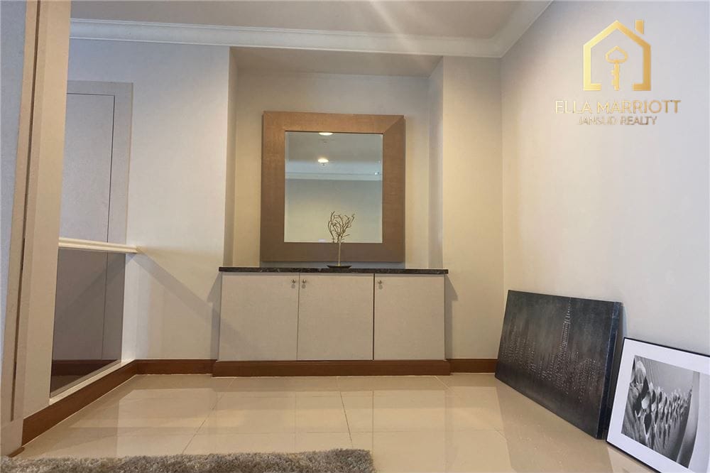 Renovated 3BR Condo for Rent at Sukhumvit 23 - 180sqm, Pet-Friendly, 95K 9