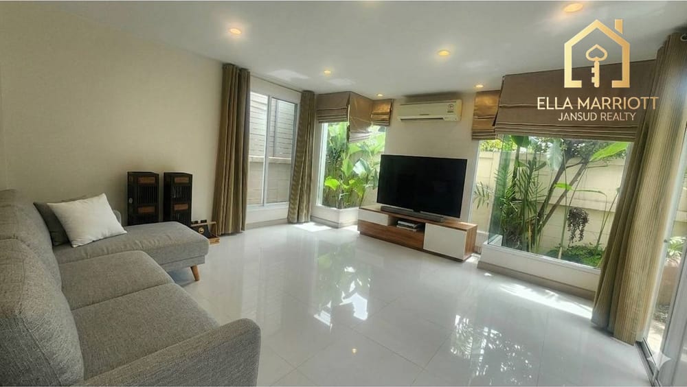 Rent 80K | 2BR 4BA Single House | Pet-Friendly | Sukhumvit 49 3