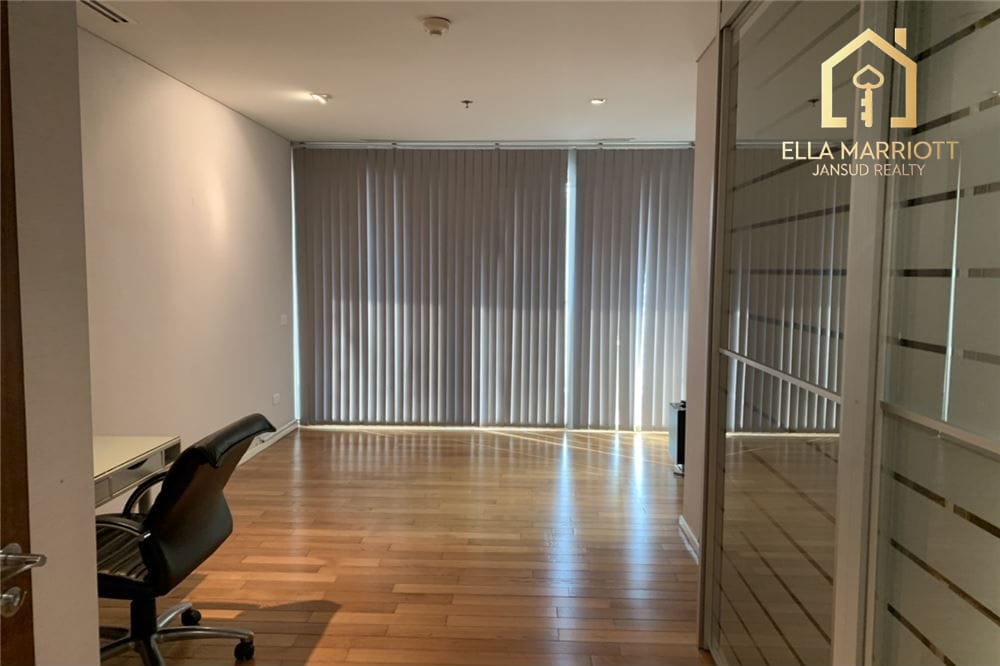 Rent 70K | 109sqm 2BR 2BA 15th Fl | Big Balcony & View | BTS Asok 15