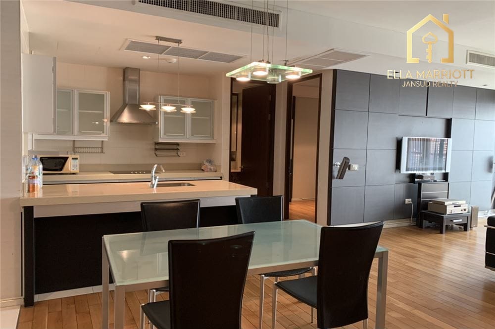 Rent 70K | 109sqm 2BR 2BA 15th Fl | Big Balcony & View | BTS Asok 3