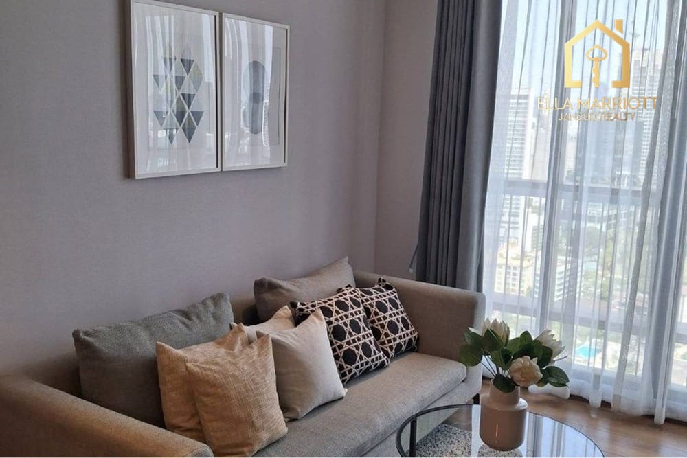 2BR Condo for Rent at 30th Floor with Sky Views near BTS Phrom Phong - 55.62sqm 4