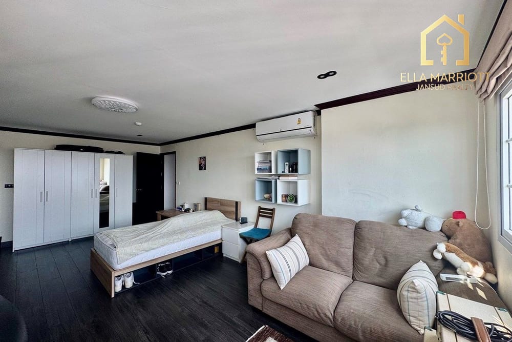 Luxurious 3-BR Condo in Vibrantin in Onnut 11