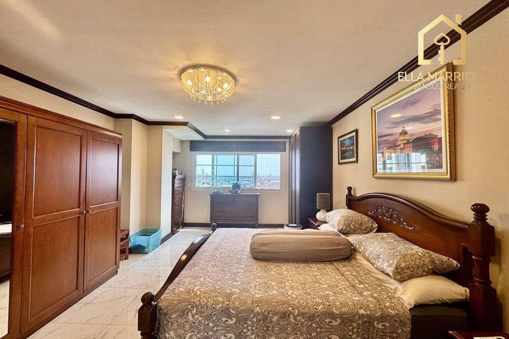 Luxurious 3-BR Condo in Vibrantin in Onnut 6
