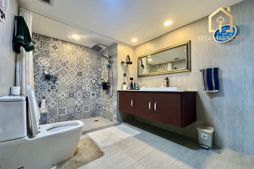 Luxurious 3-BR Condo in Vibrantin in Onnut 8