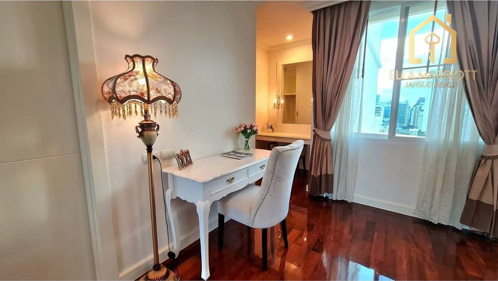 Luxury 4BR 5BA Duplex Penthouse with Private Terrace in Prime Location - 800sqm for 300K 11