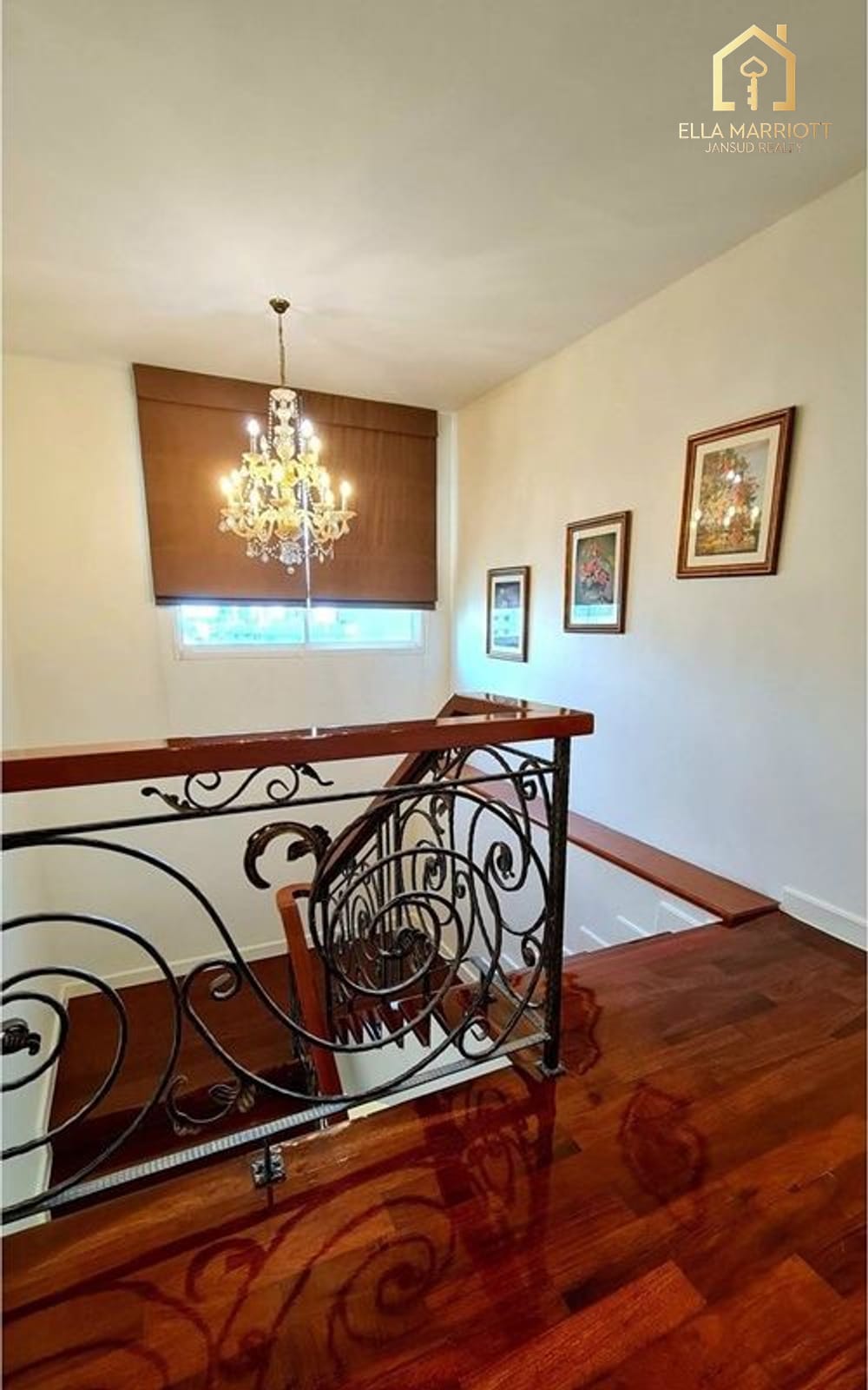 Luxury 4BR 5BA Duplex Penthouse with Private Terrace in Prime Location - 800sqm for 300K 13