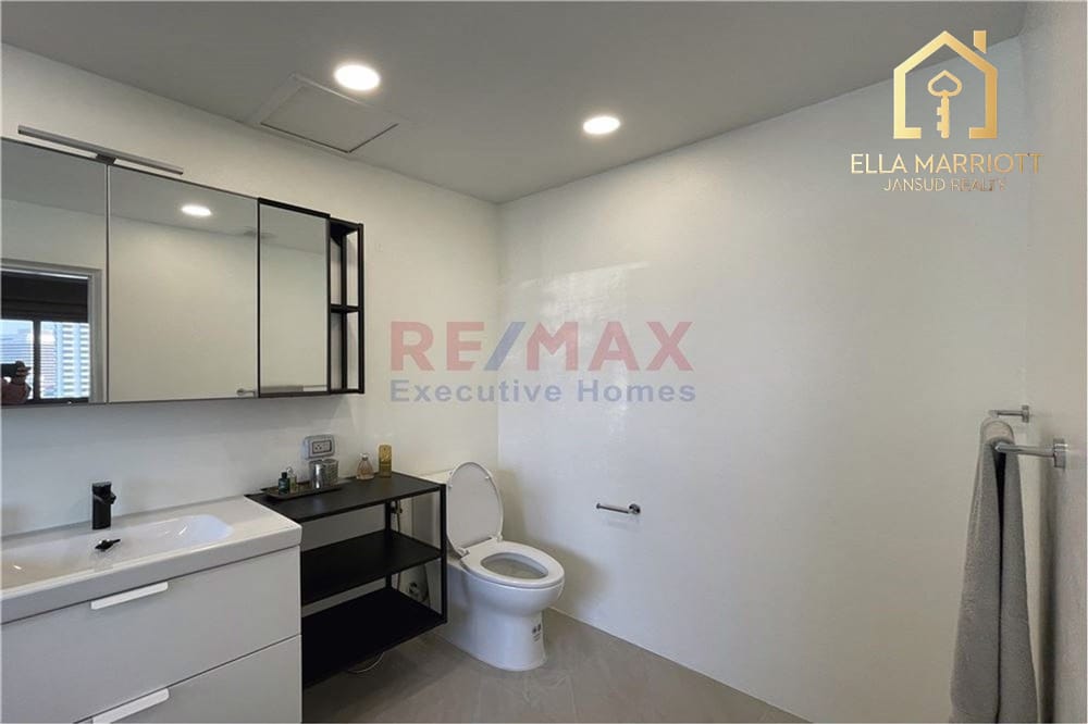 Rent 67K (Nego) | 193sqm 2-3BR 3BA | 150m Benjakitti Park 15