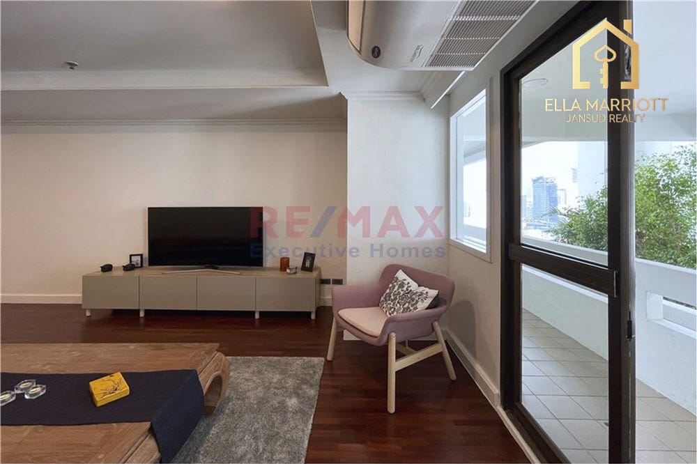 Rent 67K (Nego) | 193sqm 2-3BR 3BA | 150m Benjakitti Park 2