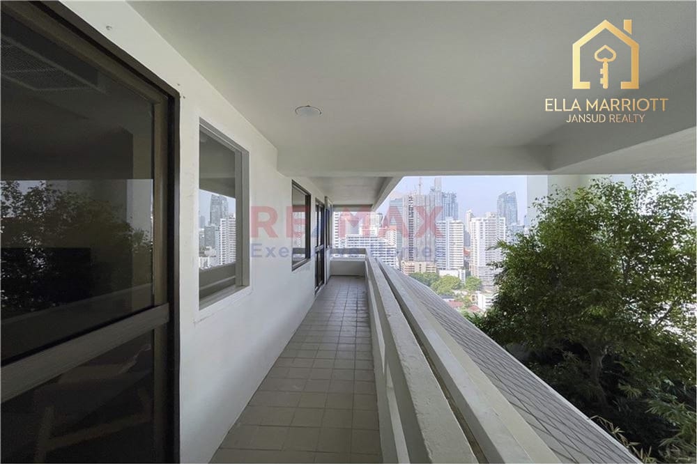 Rent 67K (Nego) | 193sqm 2-3BR 3BA | 150m Benjakitti Park 4