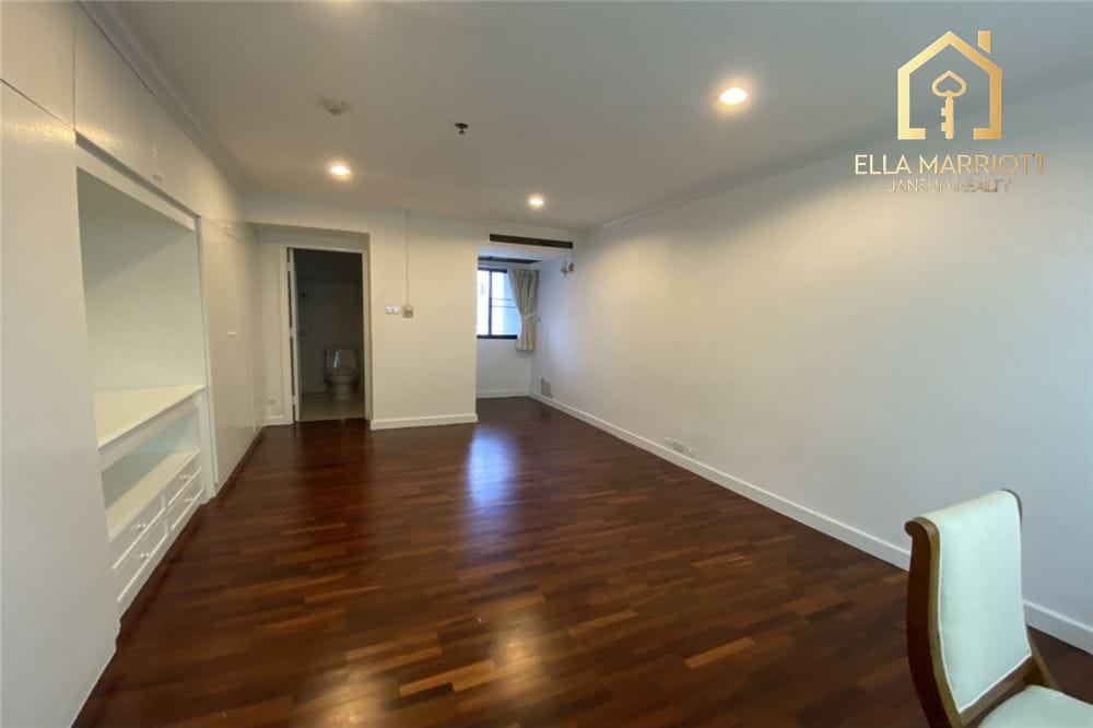 Rent 55K | 205sqm 2+1BR 2BA | Pet-Friendly (20kg+) | Free Shuttle BTS 12