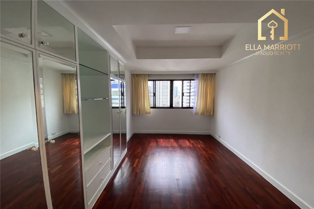 Rent 55K | 205sqm 2+1BR 2BA | Pet-Friendly (20kg+) | Free Shuttle BTS 14