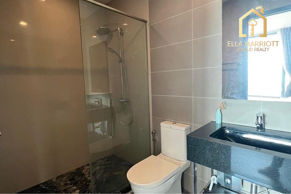 Rent 50K | 65sqm 2BR 2BA 29th Fl | High City View | 2 Min BTS Asok 10
