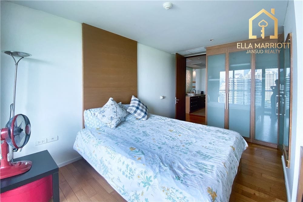 Spacious 2BR Condo for Rent | 110sqm | 2BA with Bathtubs | 5 Mins Walk to BTS Asok | Opposite Benjakitti Park 15