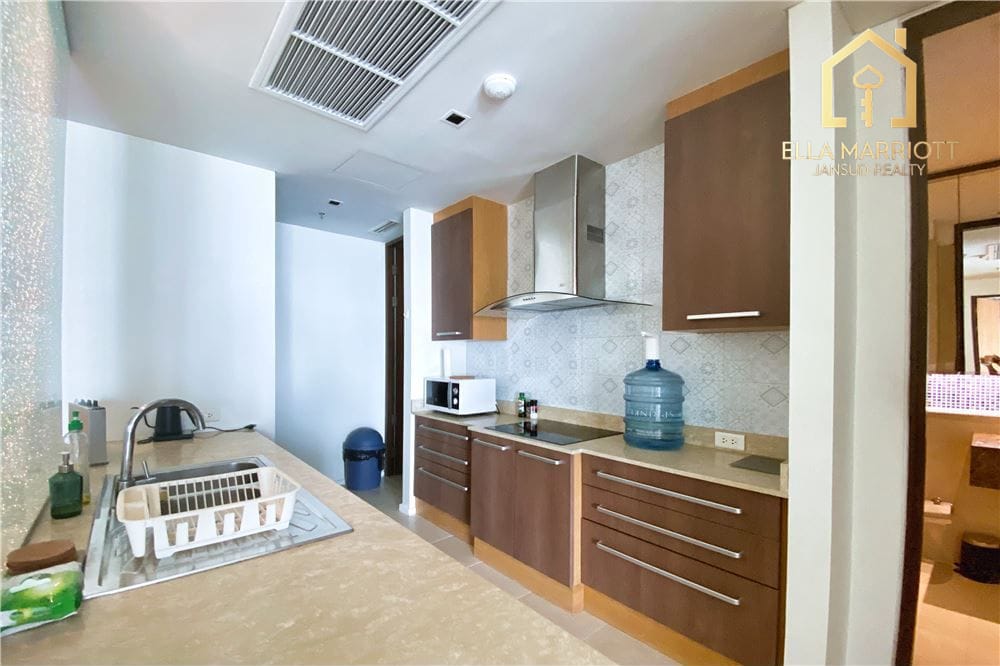 Spacious 2BR Condo for Rent | 110sqm | 2BA with Bathtubs | 5 Mins Walk to BTS Asok | Opposite Benjakitti Park 8