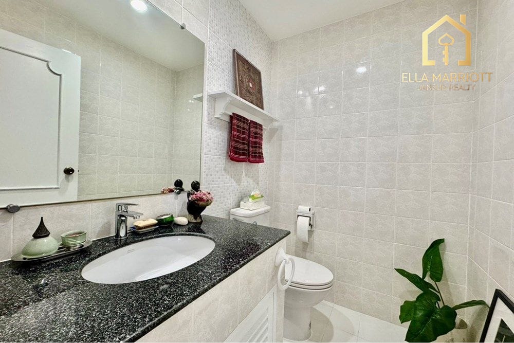 Luxury 3BR Condo in Watthana, Bangkok - Rent Now! 3