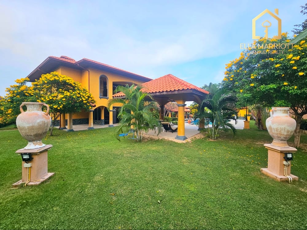 Stunning 4-Bedroom Sea View Pool Villa in Hua Hin Center - Khao Takiab 5