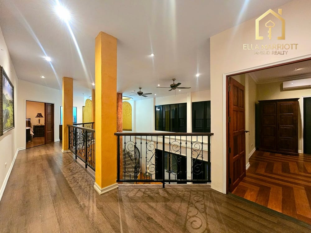 Stunning 4-Bedroom Sea View Pool Villa in Hua Hin Center - Khao Takiab 6