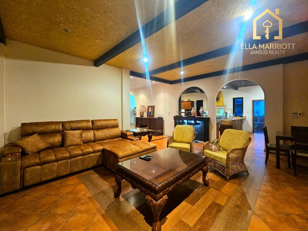 Stunning 4-Bedroom Sea View Pool Villa in Hua Hin Center - Khao Takiab 17