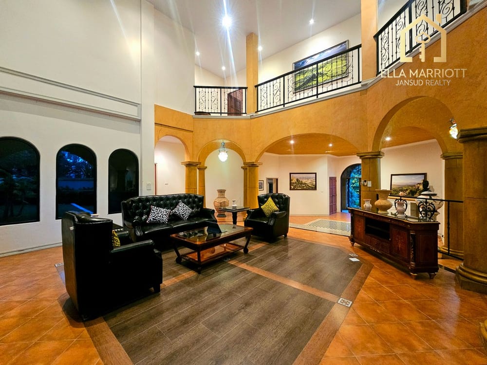 Stunning 4-Bedroom Sea View Pool Villa in Hua Hin Center - Khao Takiab 18