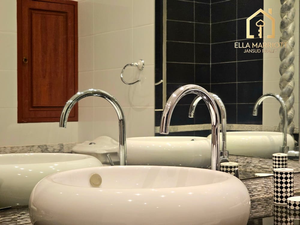 Stunning 4-Bedroom Sea View Pool Villa in Hua Hin Center - Khao Takiab 39