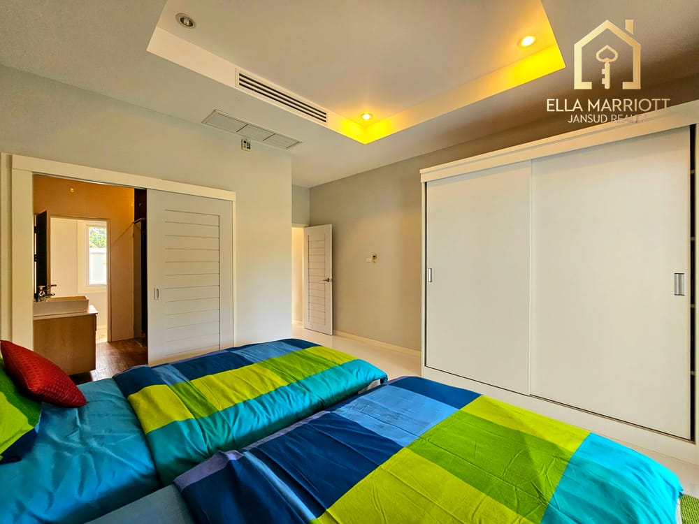 ขาย 4 ห้องนอน บ้าน ใน หัวหินใต้: ซอยหัวหิน 112 - เขาเต่า, หัวหิน 11