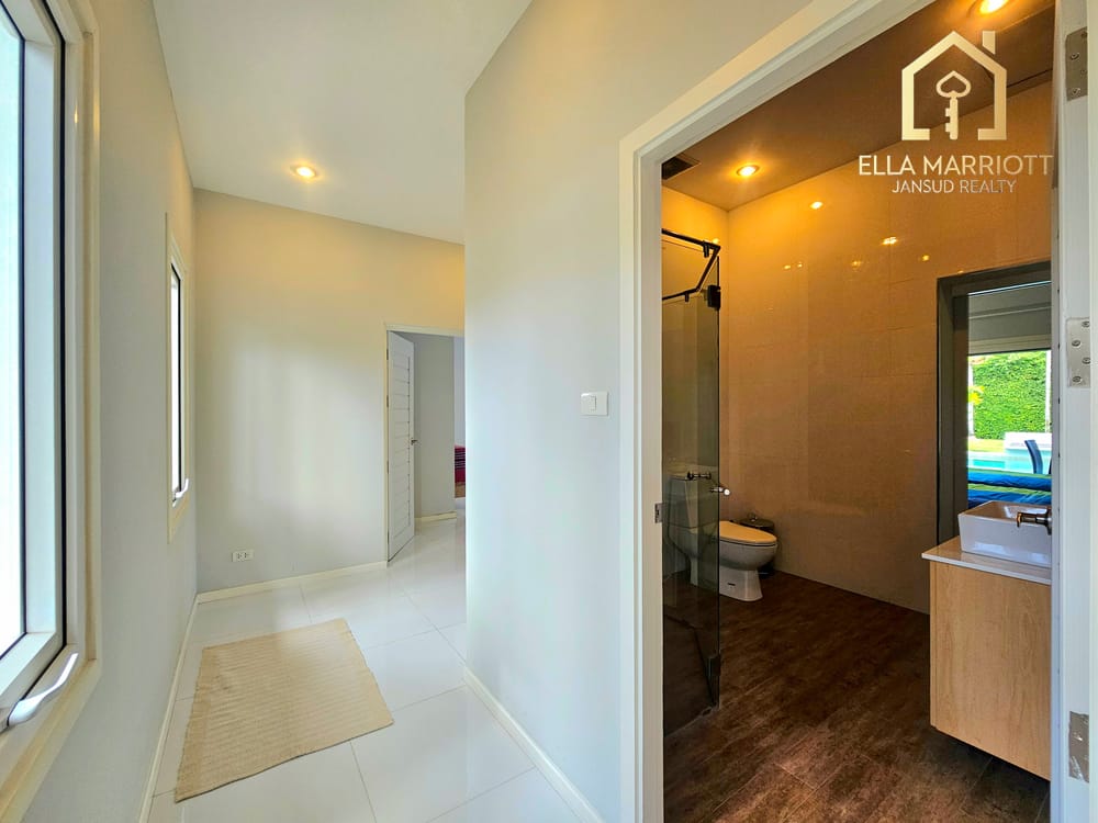 ขาย 4 ห้องนอน บ้าน ใน หัวหินใต้: ซอยหัวหิน 112 - เขาเต่า, หัวหิน 13