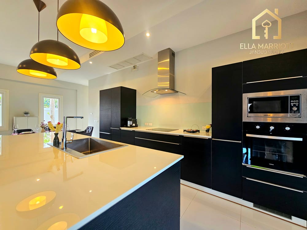 ขาย 4 ห้องนอน บ้าน ใน หัวหินใต้: ซอยหัวหิน 112 - เขาเต่า, หัวหิน 25