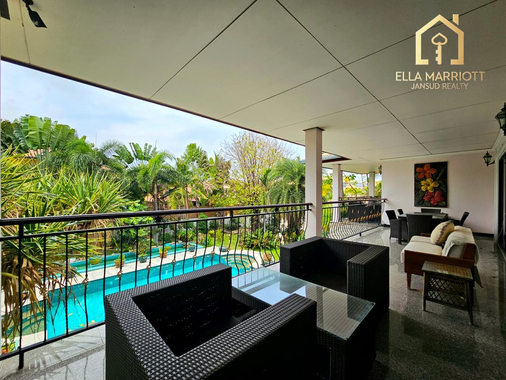 3-Bedroom Pool Villa in Hua Hin Center - Khao Takiab with 24/7 Security 24