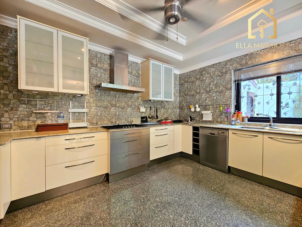 3-Bedroom Pool Villa in Hua Hin Center - Khao Takiab with 24/7 Security 39