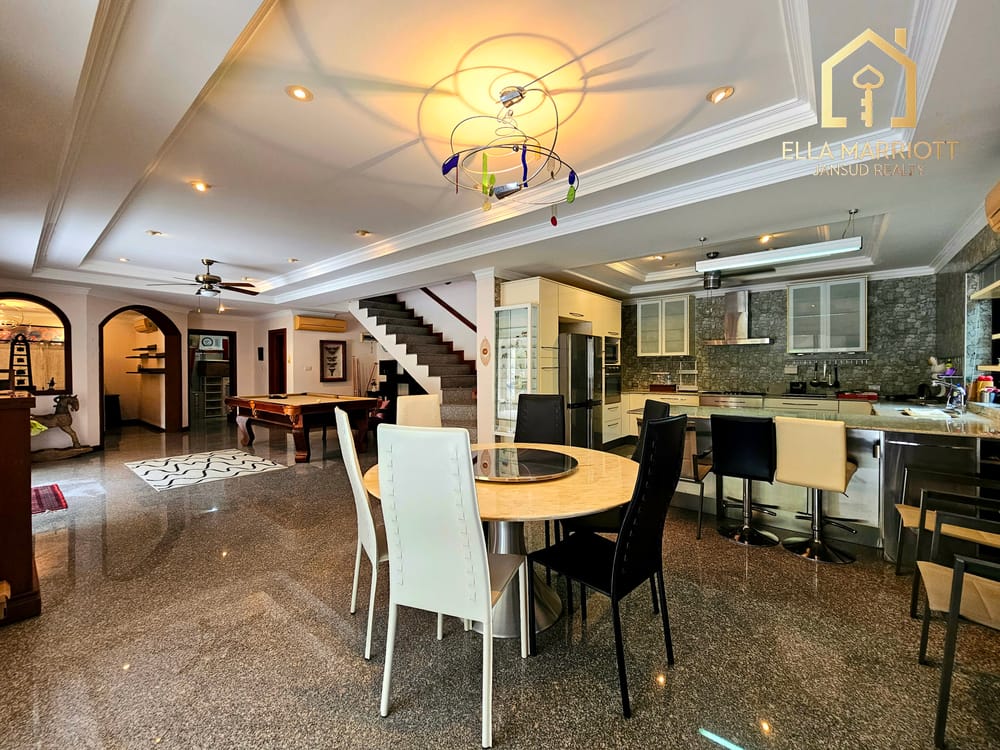 3-Bedroom Pool Villa in Hua Hin Center - Khao Takiab with 24/7 Security 43