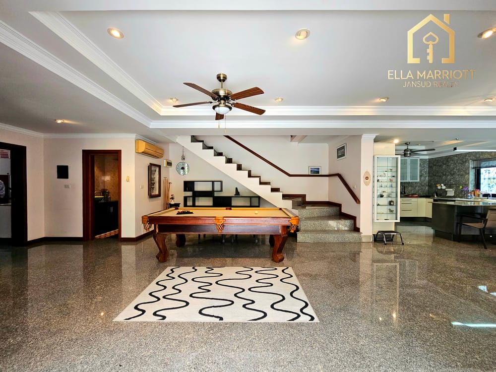 3-Bedroom Pool Villa in Hua Hin Center - Khao Takiab with 24/7 Security 44