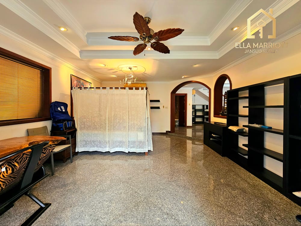 3-Bedroom Pool Villa in Hua Hin Center - Khao Takiab with 24/7 Security 48