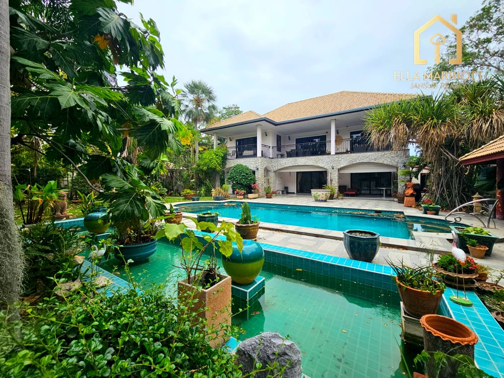 3-Bedroom Pool Villa in Hua Hin Center - Khao Takiab with 24/7 Security 62