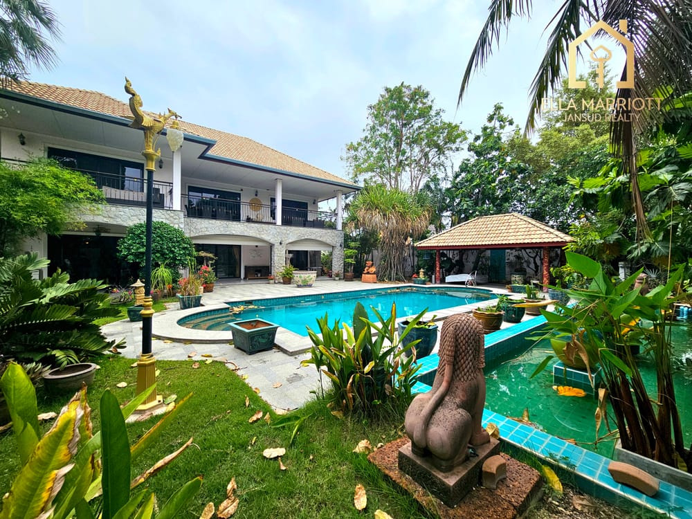 3-Bedroom Pool Villa in Hua Hin Center - Khao Takiab with 24/7 Security 1