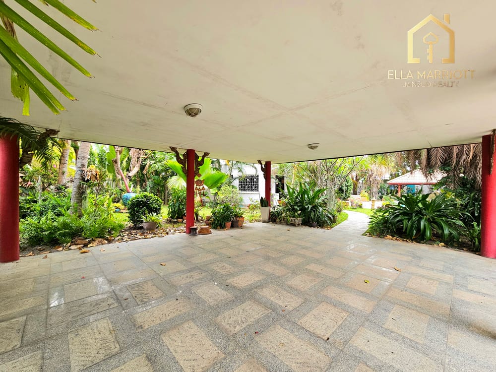 3-Bedroom Pool Villa in Hua Hin Center - Khao Takiab with 24/7 Security 69