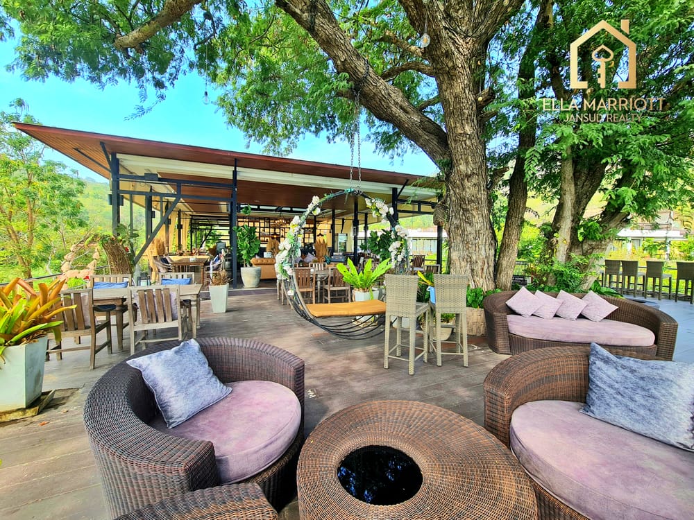 Modern 2-Bedroom Villa for Sale with 24/7 Security in Hua Hin Center - Khao Takiab 3