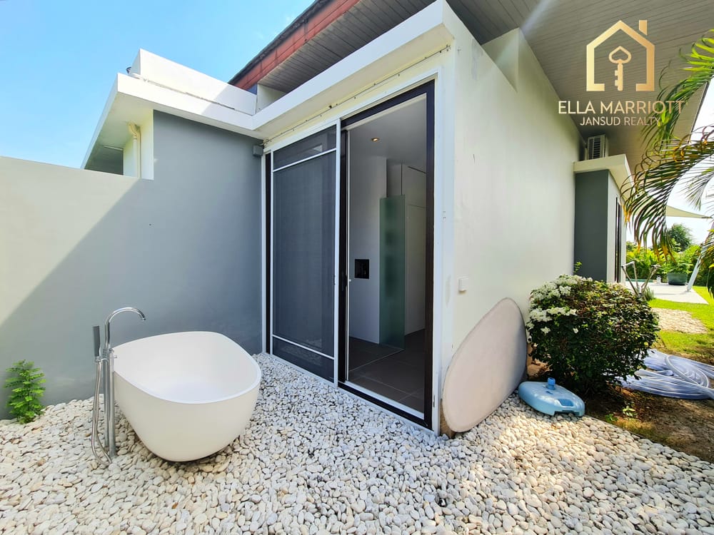 Modern 2-Bedroom Villa for Sale with 24/7 Security in Hua Hin Center - Khao Takiab 5