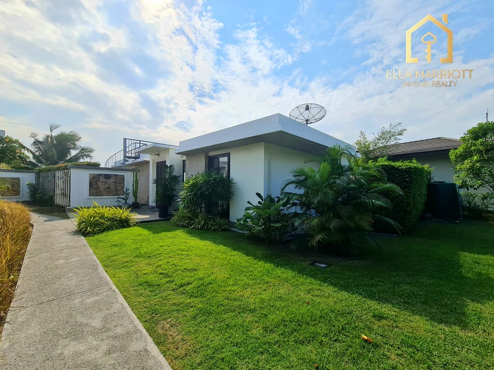 Modern 2-Bedroom Villa for Sale with 24/7 Security in Hua Hin Center - Khao Takiab 27