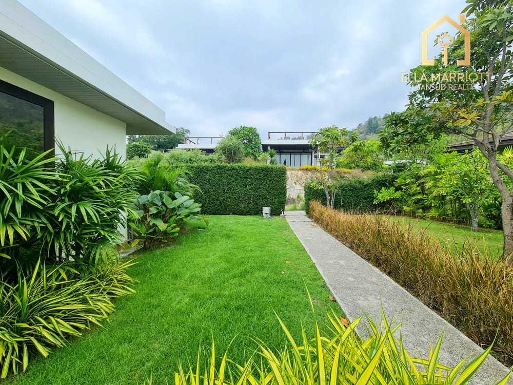 Modern 2-Bedroom Villa for Sale with 24/7 Security in Hua Hin Center - Khao Takiab 36