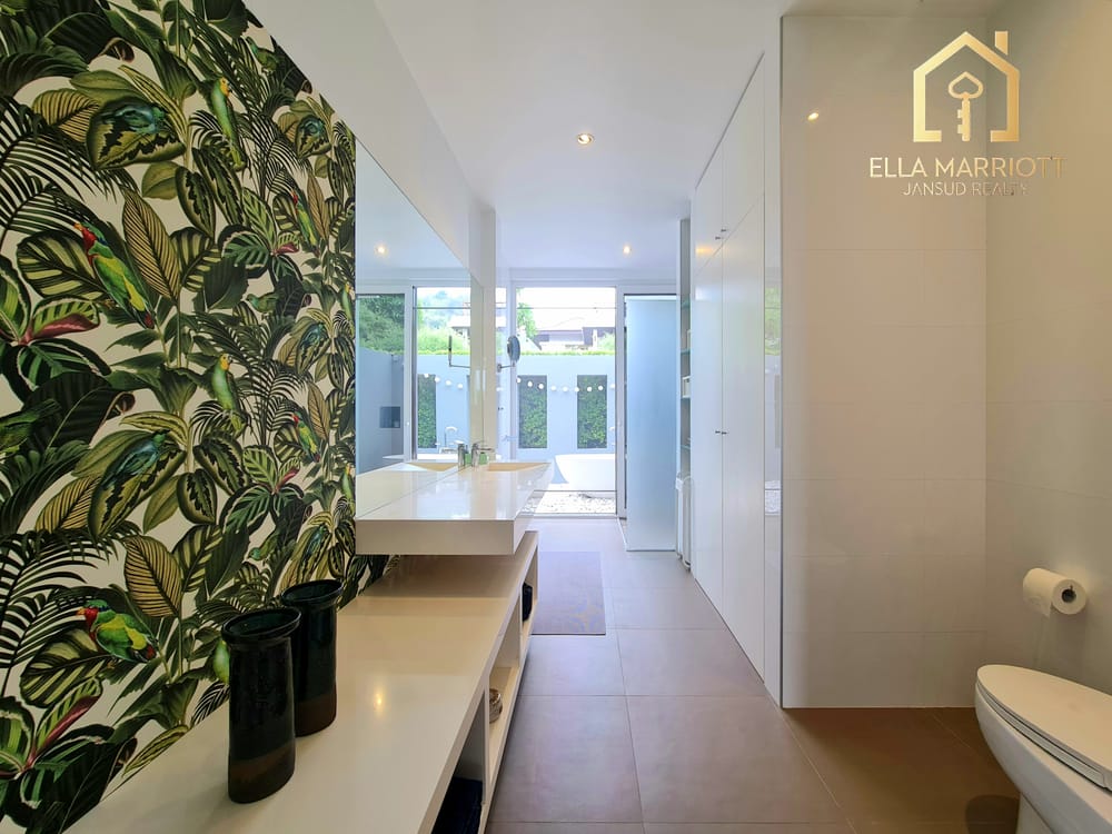 Modern 2-Bedroom Villa for Sale with 24/7 Security in Hua Hin Center - Khao Takiab 60