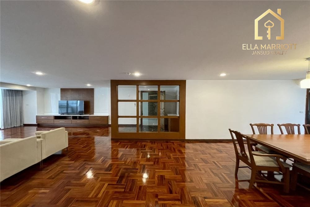4BR Sky Villa for Rent in Phrom Phong | 330sqm | Pet-Friendly & Near BTS 4